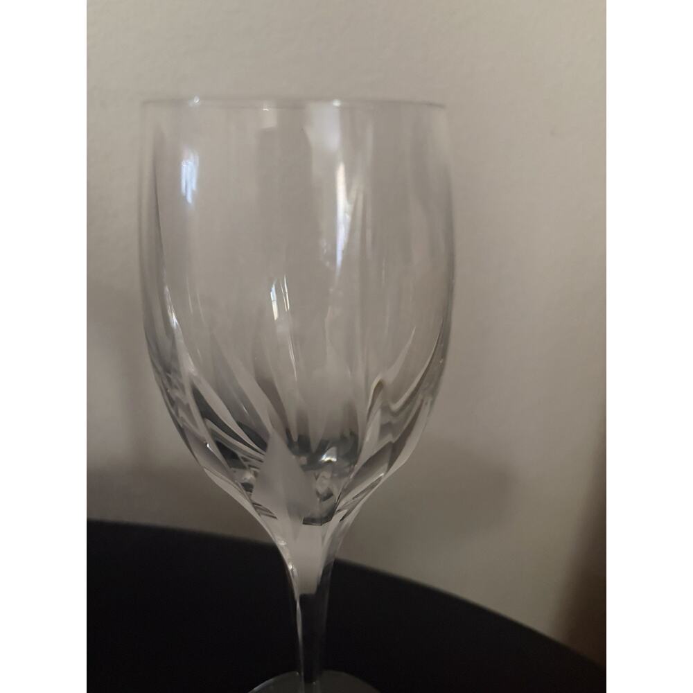 MIKASA CRYSTAL FLAME D'AMORE WINE GLASS 9 Inches Replacement - Picture 4 of 6